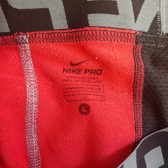 Nike Pro Athletic Leggings - Picture 3 of 3